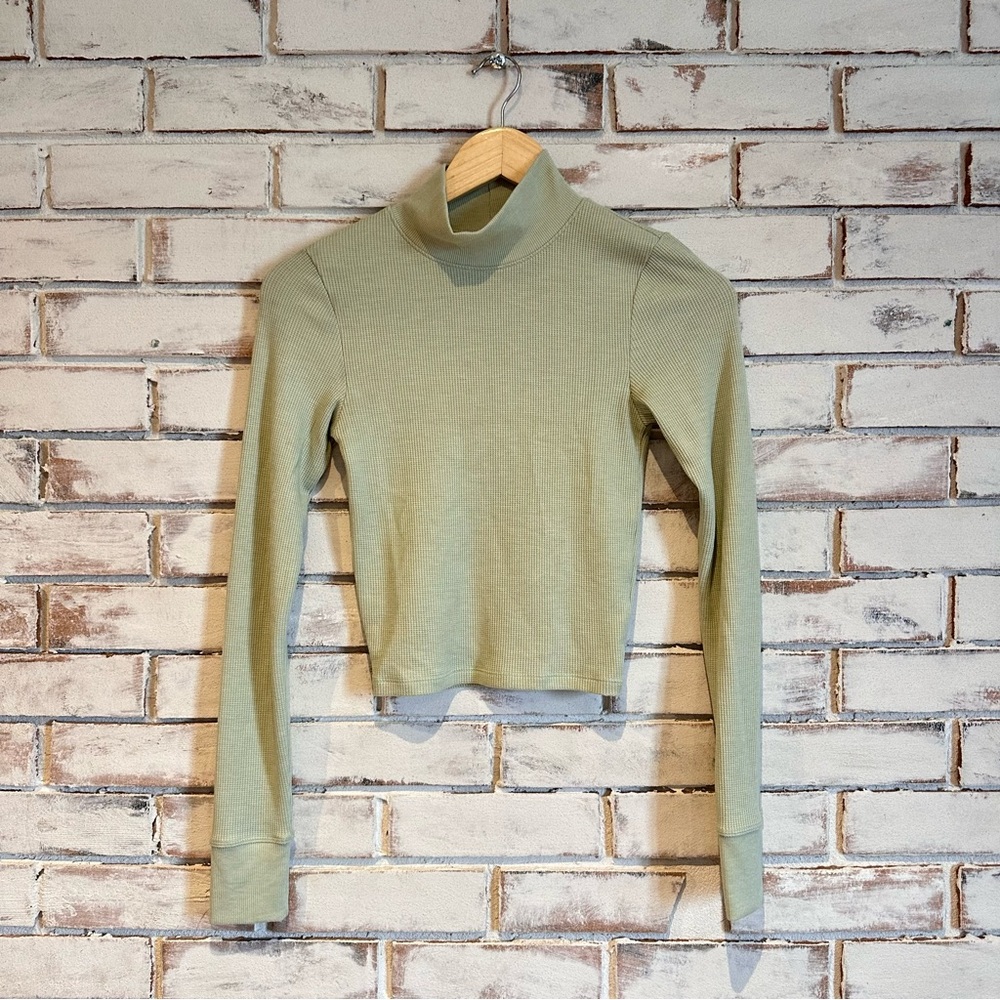 American Eagle Long Sleeve Mock Neck Sage Green